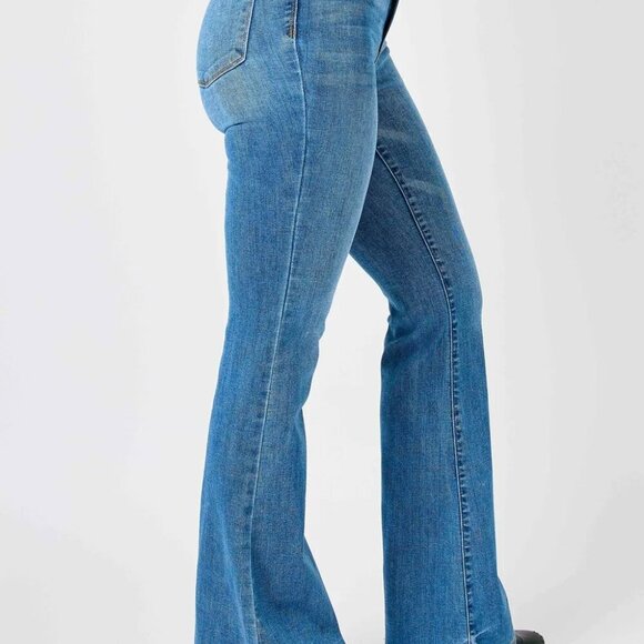 Judy Blue Full Size Hw Classic Flare Jeans Plus Size - Picture 7 of 8